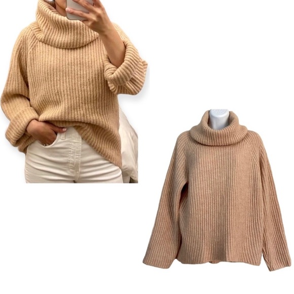 J. Crew Point Sur Oversized Knit Wool Mohair Blend Sweater Cream Pink Neutral - Picture 2 of 4